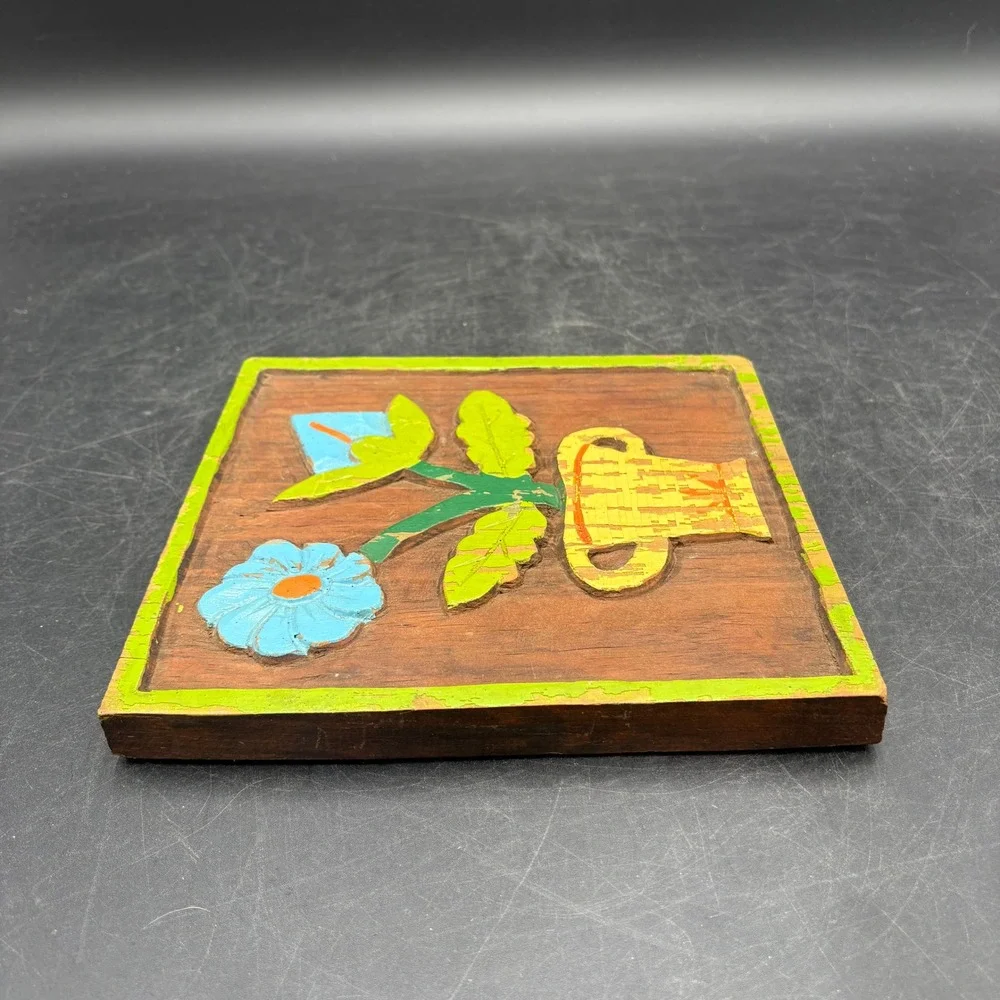 Vtg Retro Hand Carved Wood Floral Plaque Folk Art Flower Vase Relief Painting